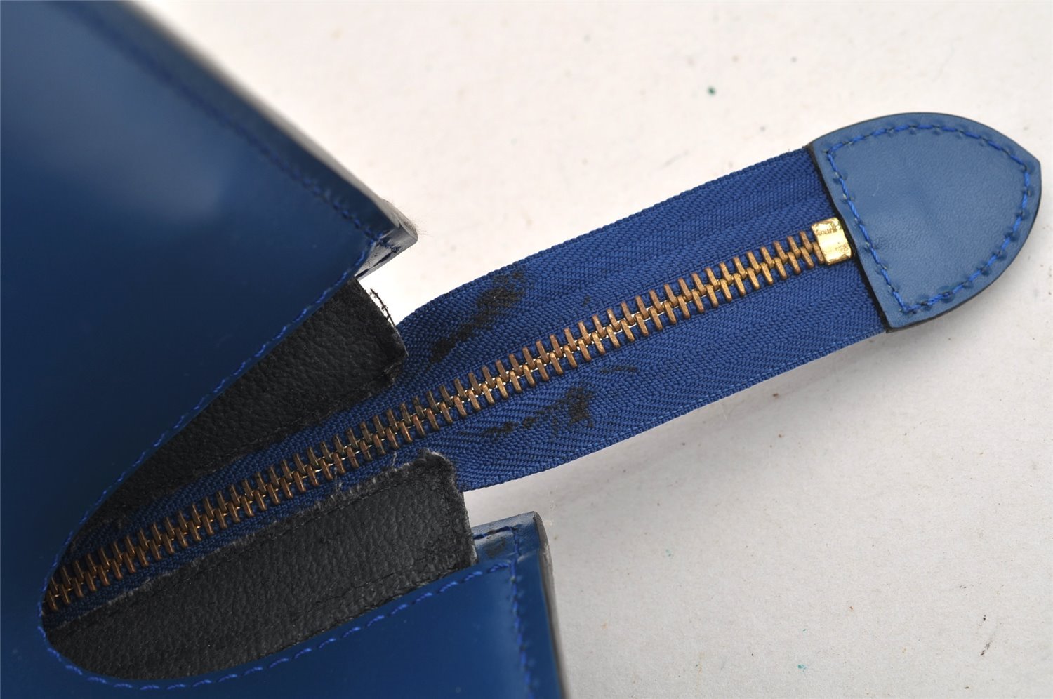 Authentic Louis Vuitton Epi Riviera Hand Bag Blue M48185 LV 5393I