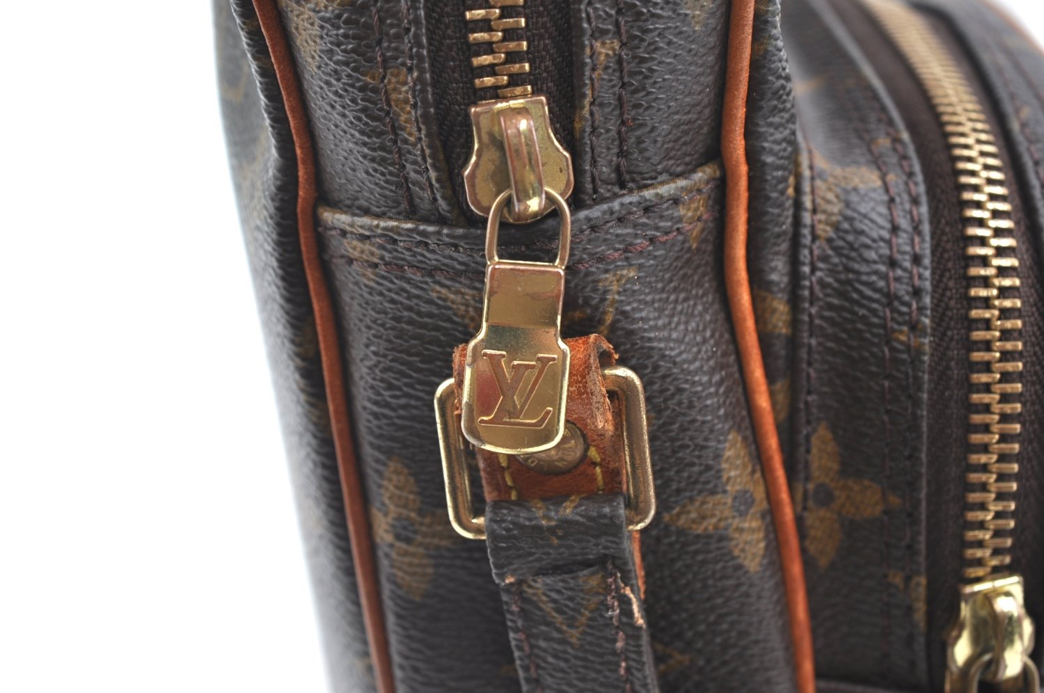 Authentic Louis Vuitton Monogram Amazone Shoulder Cross Body Bag M45236 LV 5395G