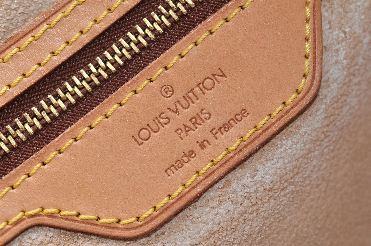 Authentic Louis Vuitton Monogram Bucket GM Shoulder Tote Bag M42236 Junk 5398I