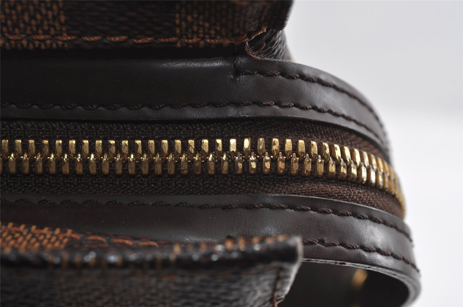 Authentic Louis Vuitton Damier Chelsea Shoulder Tote Bag N51119 LV 5399I