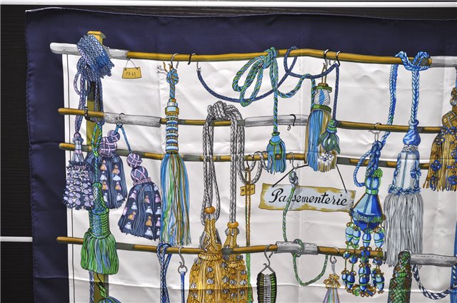 Authentic HERMES Carre 90 Scarf 