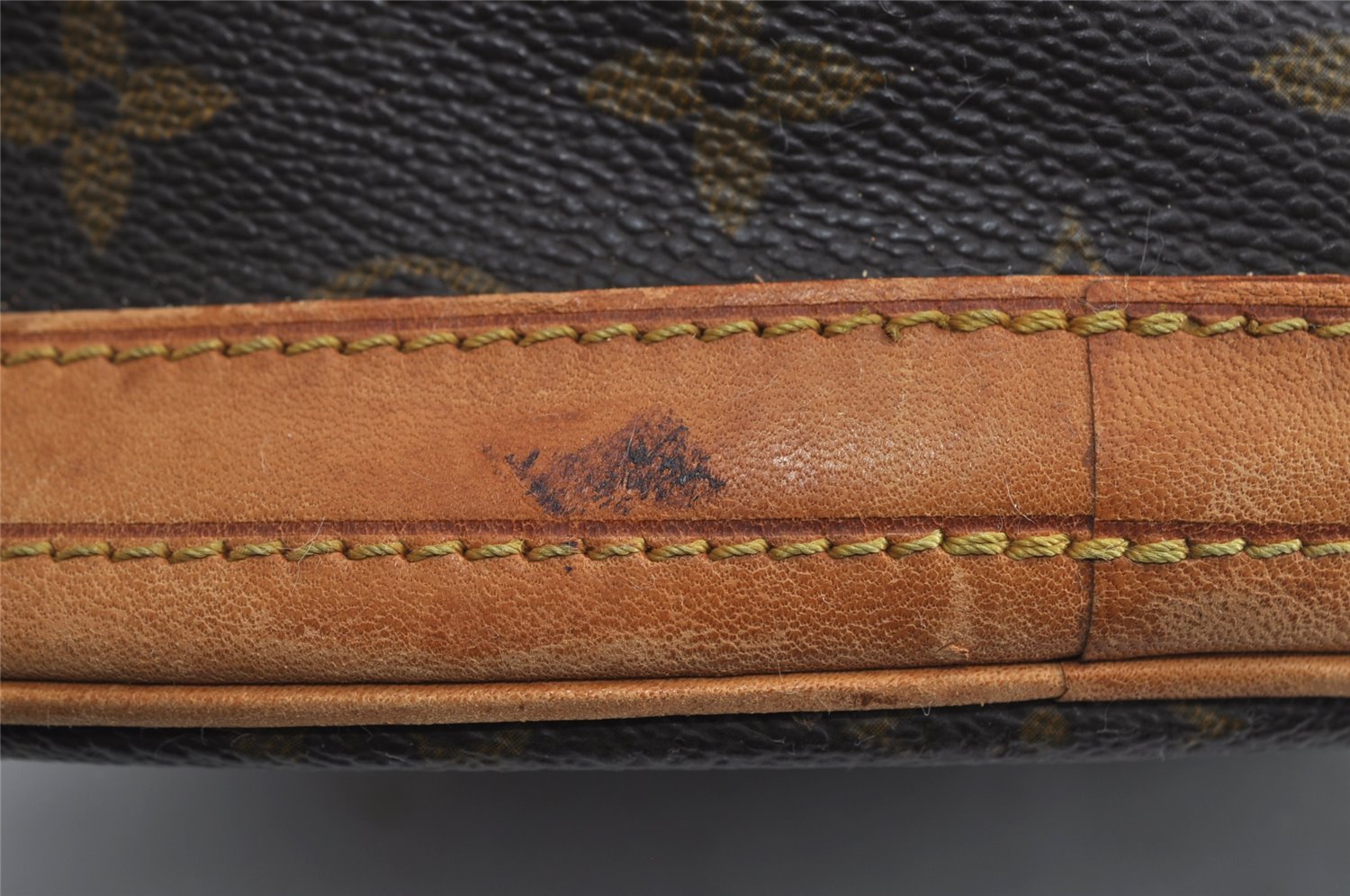 Authentic Louis Vuitton Monogram Bucket PM Shoulder Bag Old Model LV Junk 5402I