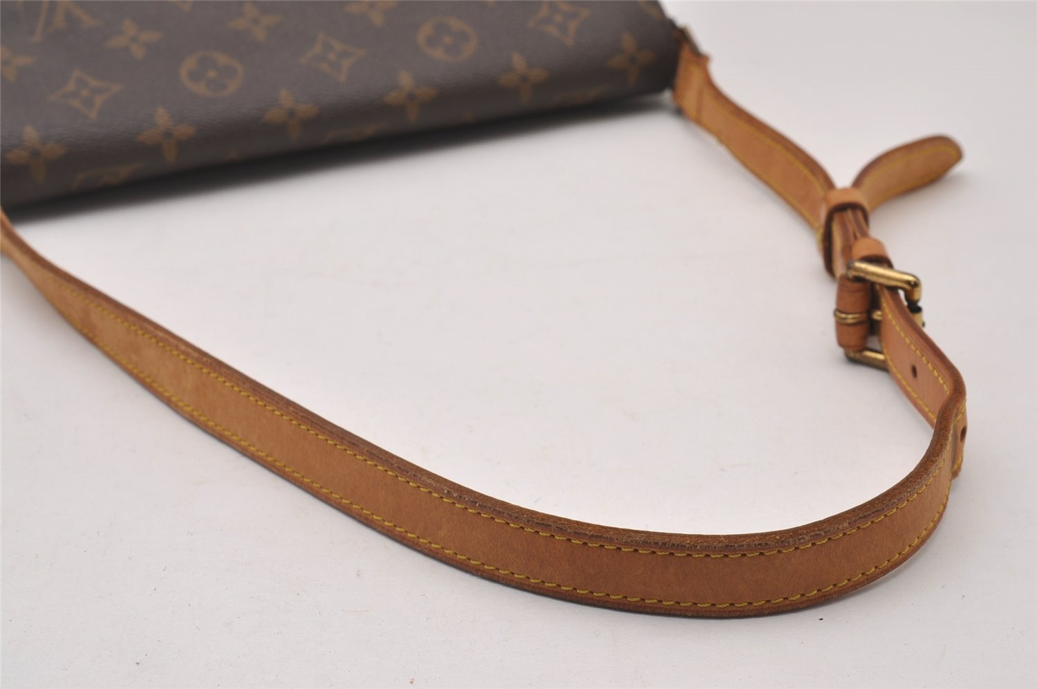 Authentic Louis Vuitton Monogram Musette Tango Shoulder Bag M51257 LV 5403I