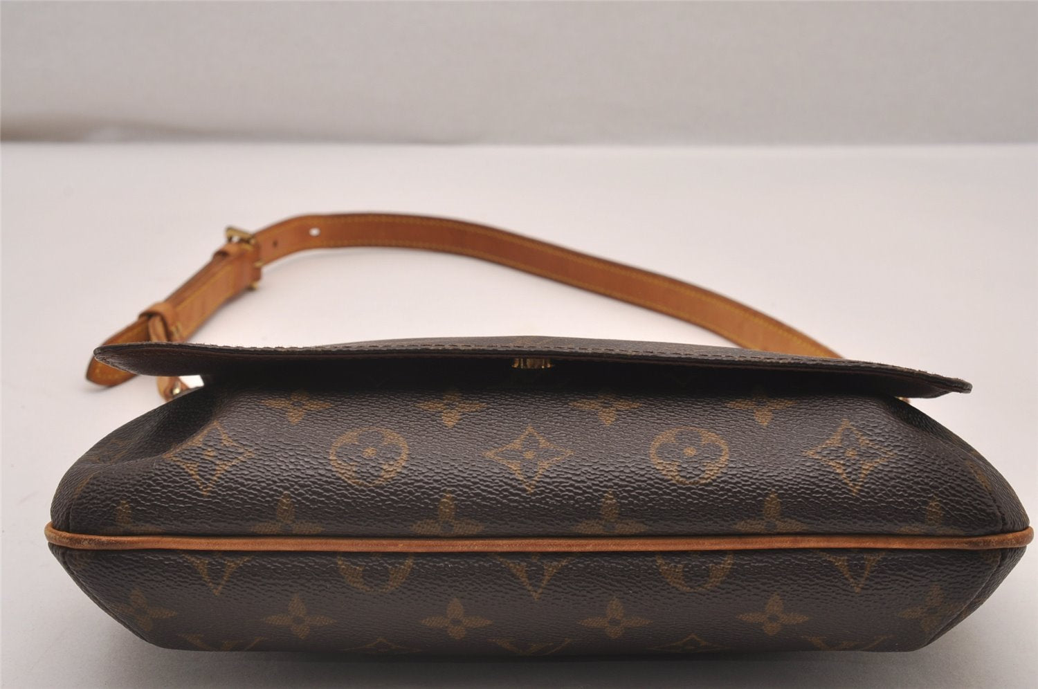 Authentic Louis Vuitton Monogram Musette Tango Shoulder Bag M51257 LV 5403I