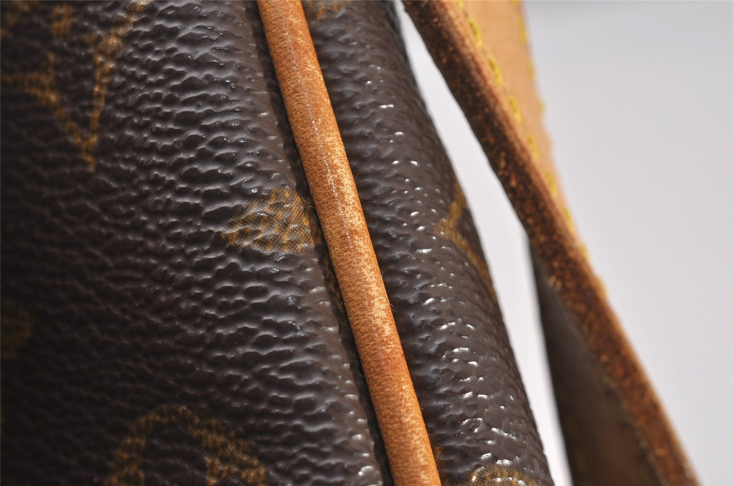 Authentic Louis Vuitton Monogram Musette Tango Shoulder Bag M51257 LV 5403I