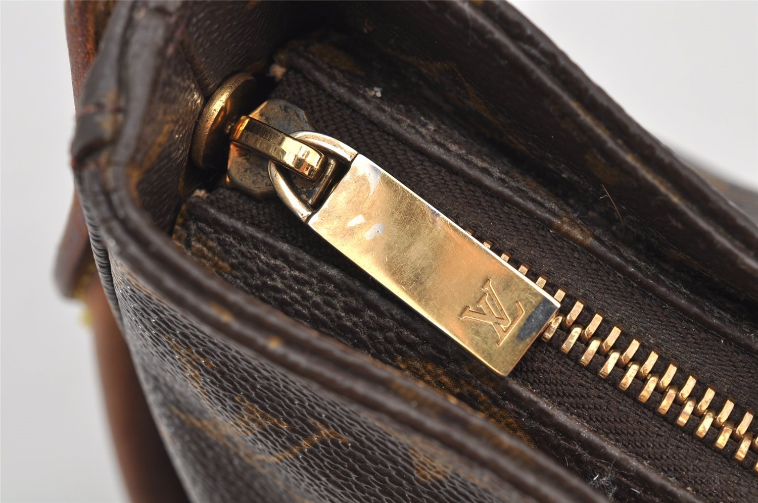 Authentic Louis Vuitton Monogram Looping GM Shoulder Bag M51145 LV 5411I