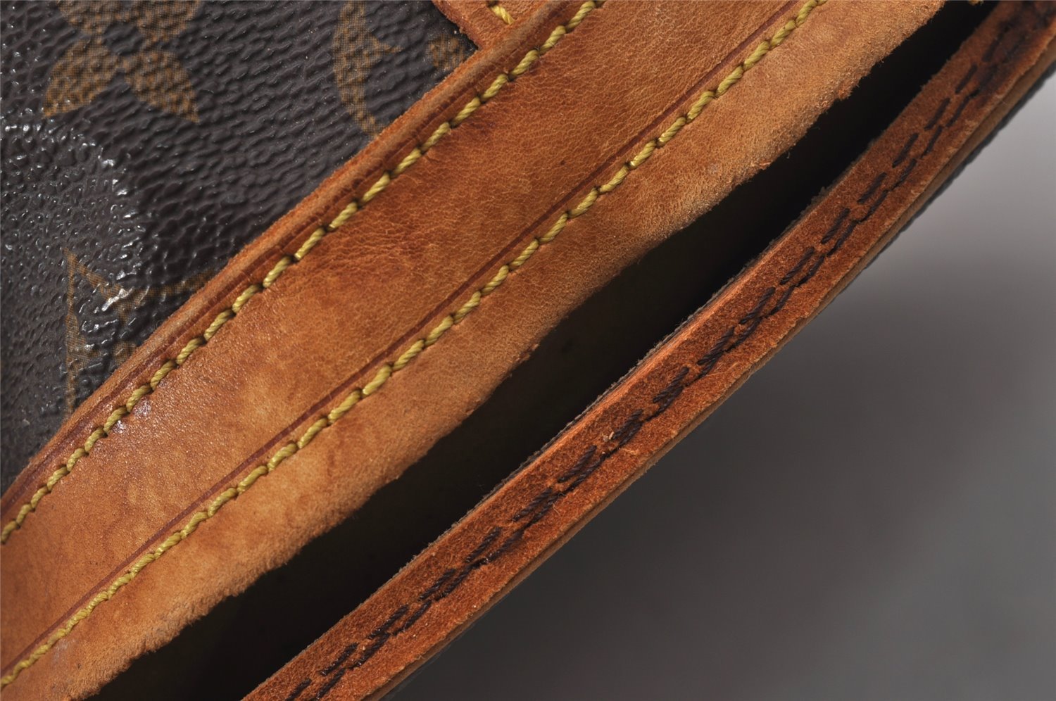 Authentic Louis Vuitton Monogram Bucket GM Shoulder Tote Bag M42236 Junk 5413I