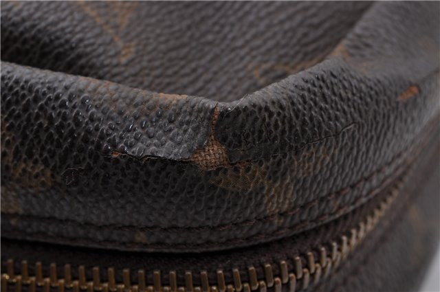 Auth LOUIS VUITTON Monogram Trousse Toilette 28 Clutch Hand Bag M47522 LV 5419C