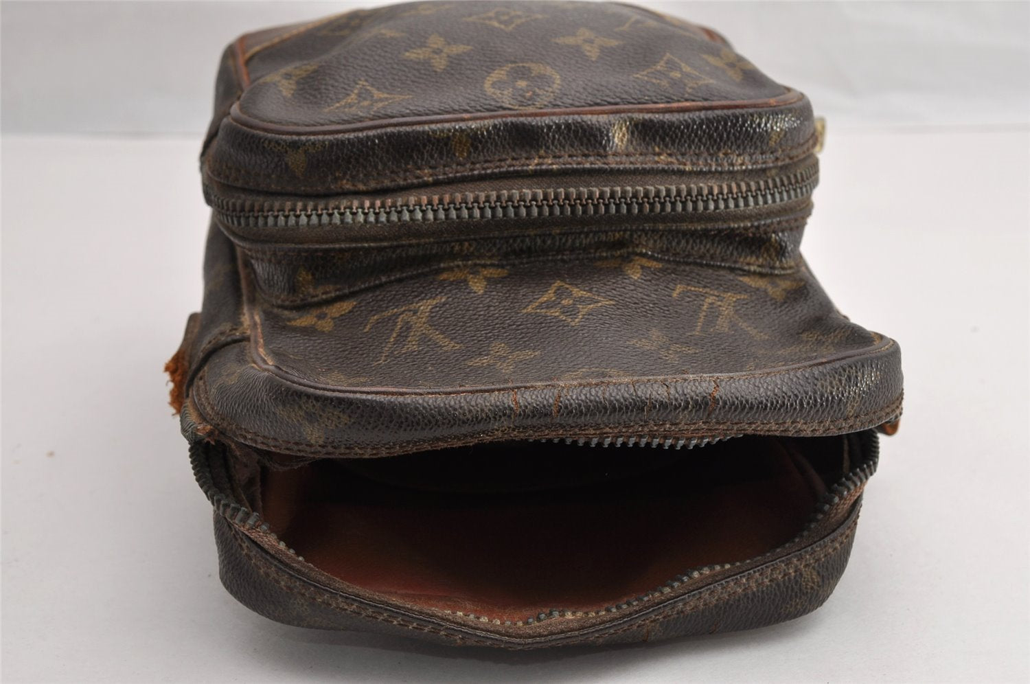 Authentic Louis Vuitton Monogram Amazone Shoulder Cross Bag M45236 Junk 5428I