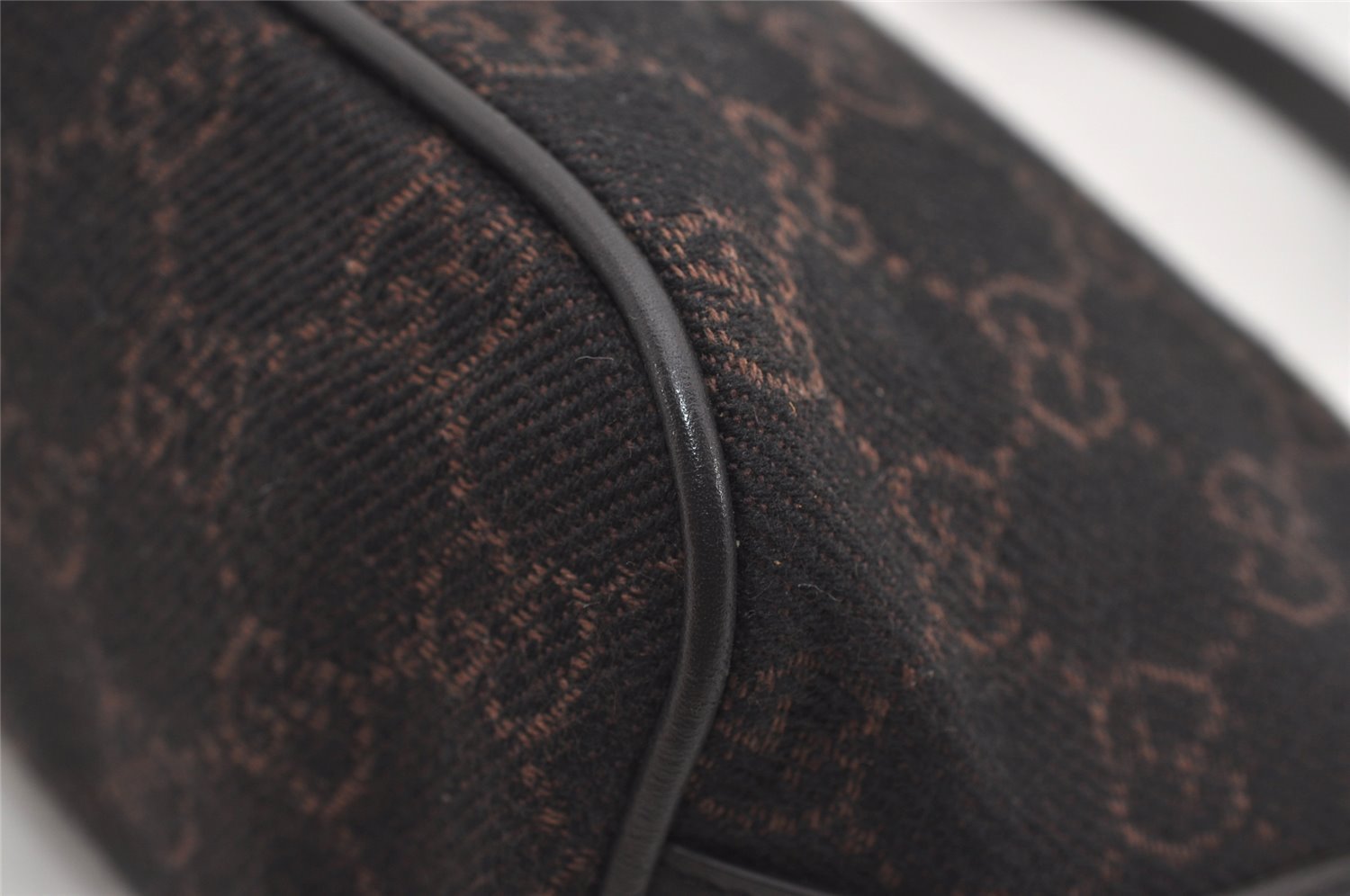 Authentic GUCCI Hand Bag Pouch Purse GG Canvas Leather 07198 Black 5429I