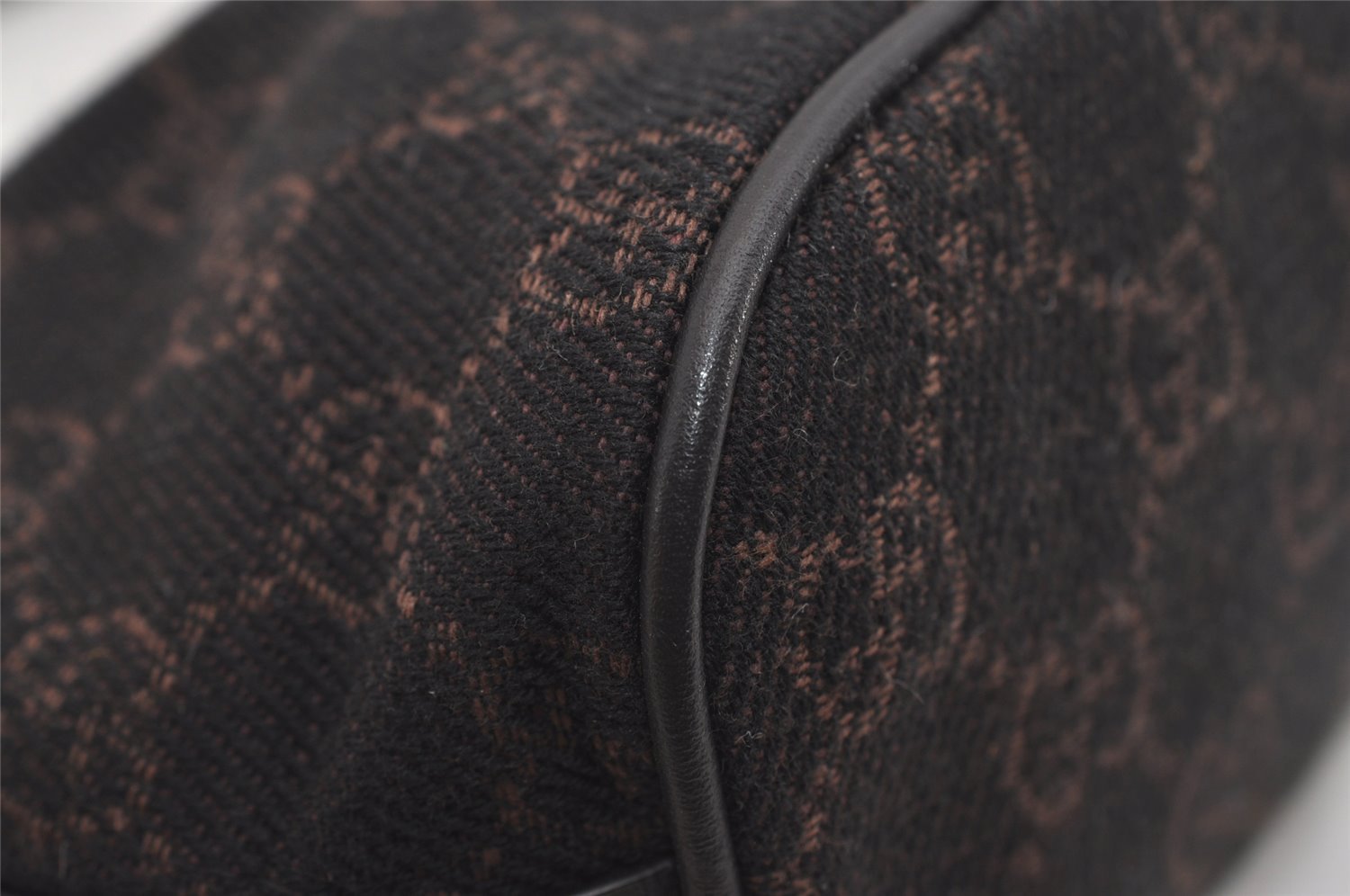 Authentic GUCCI Hand Bag Pouch Purse GG Canvas Leather 07198 Black 5429I