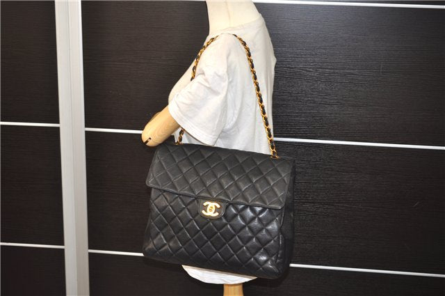 Authentic CHANEL Caviar Skin Turnlock Matelasse Shoulder Hand Bag Black 5430E