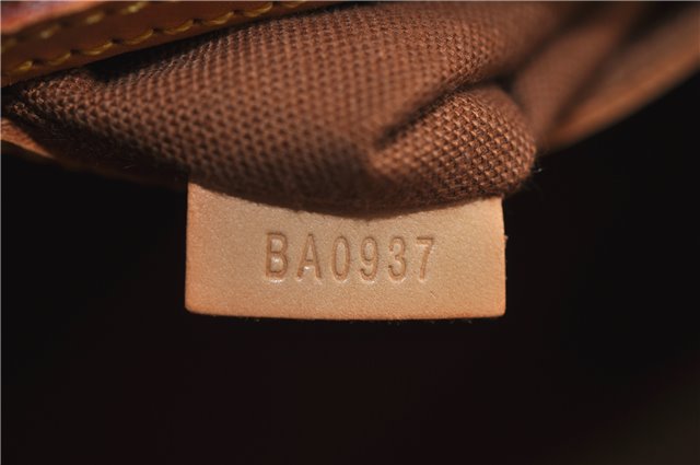 Authentic Louis Vuitton Monogram Alma Hand Bag Purse M51130 LV 5434E