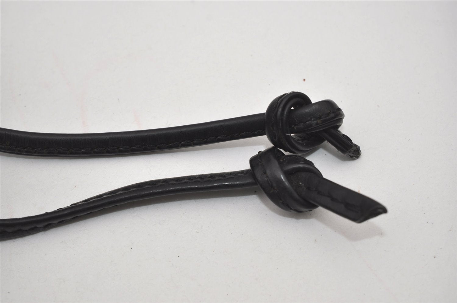 Authentic Louis Vuitton Epi Petit Noe Bi-color Blue x Black Drawstring Bag 5434I