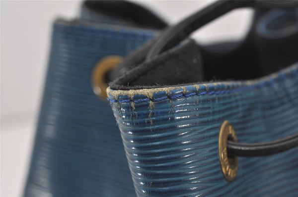 Authentic Louis Vuitton Epi Petit Noe Bi-color Blue x Black Drawstring Bag 5434I
