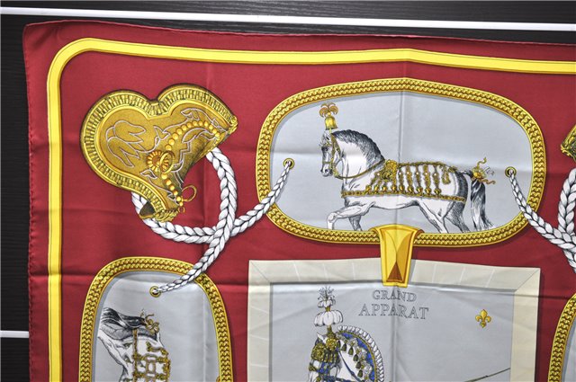 Authentic HERMES Carre 90 Scarf 