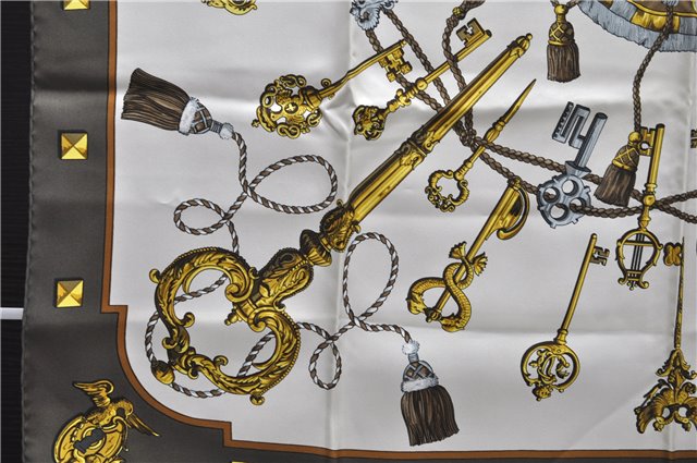 Authentic HERMES Carre 90 Scarf 