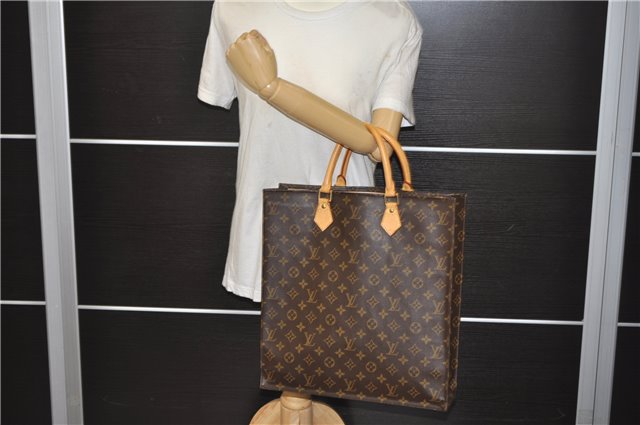 Authentic Louis Vuitton Monogram Sac Plat Hand Bag M51140 LV 5438E