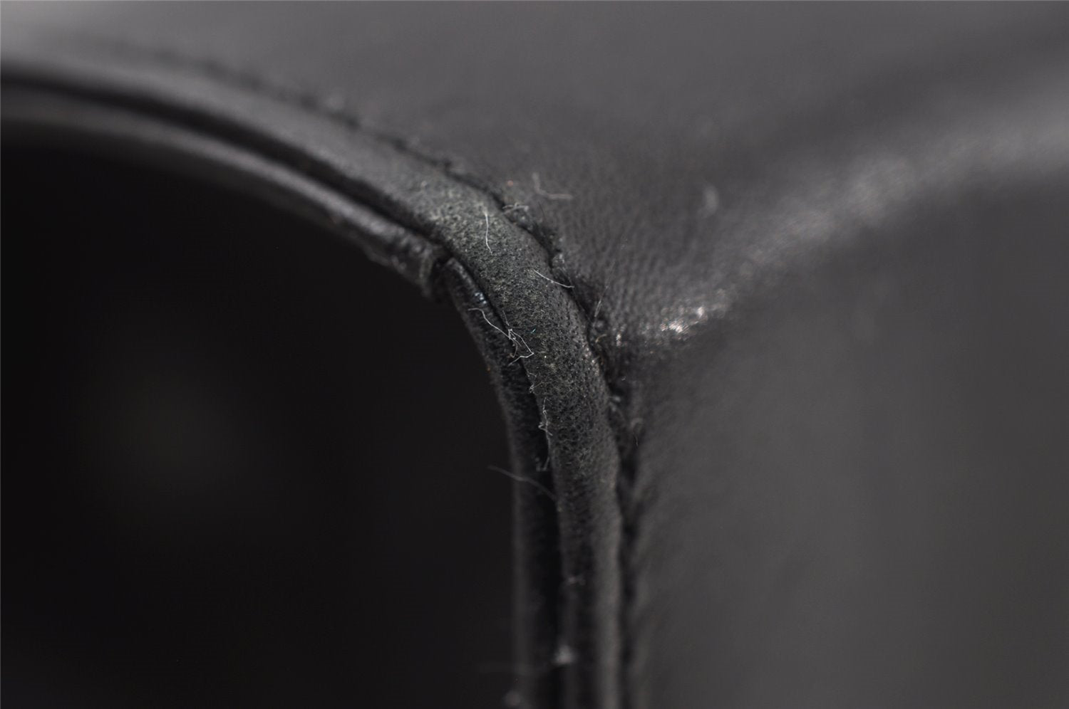 Authentic GUCCI Vintage Shoulder Hand Bag Purse Leather Black 5440I