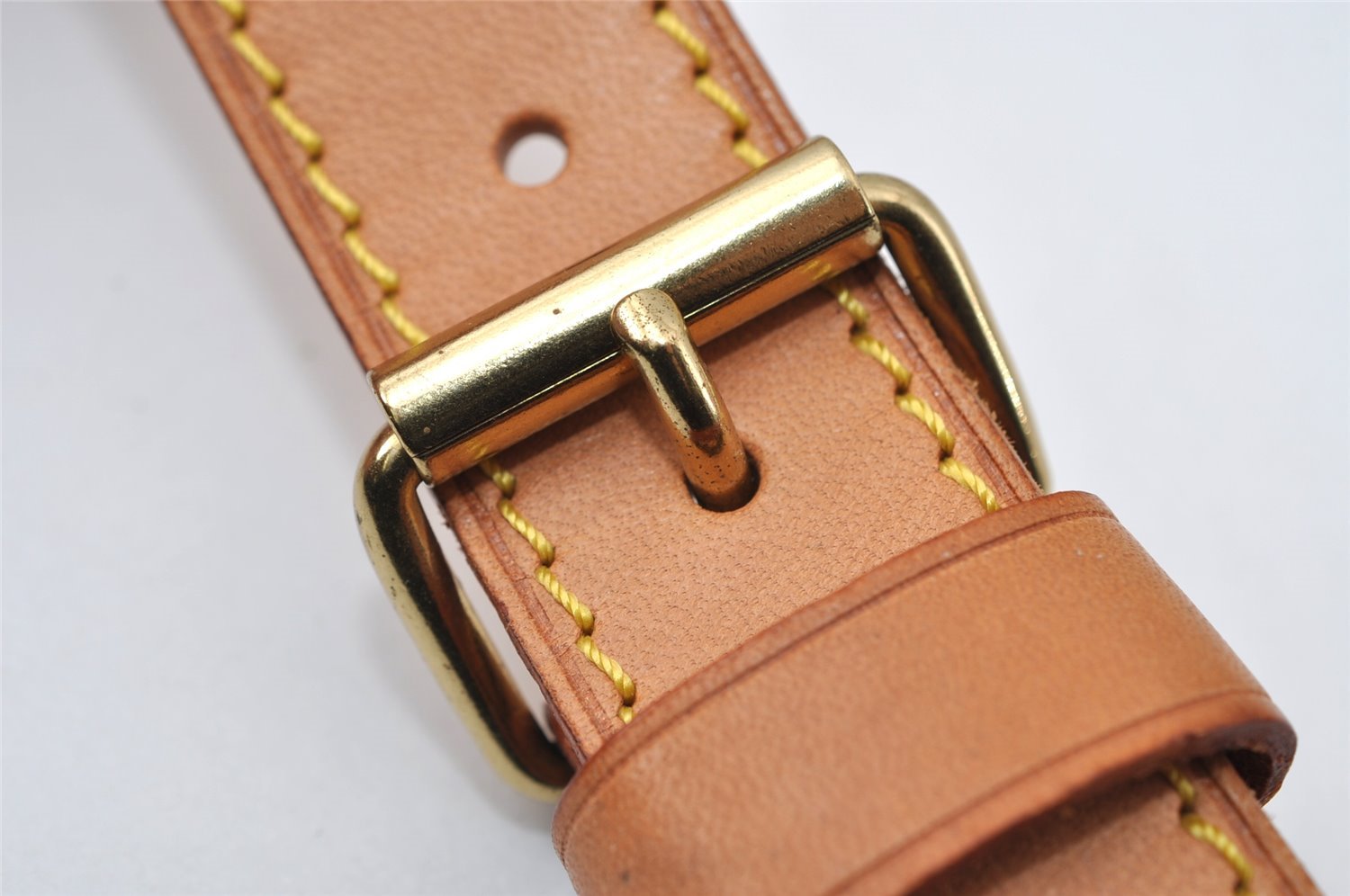 Authentic Louis Vuitton Leather Shoulder Strap Beige 35.8-42.9