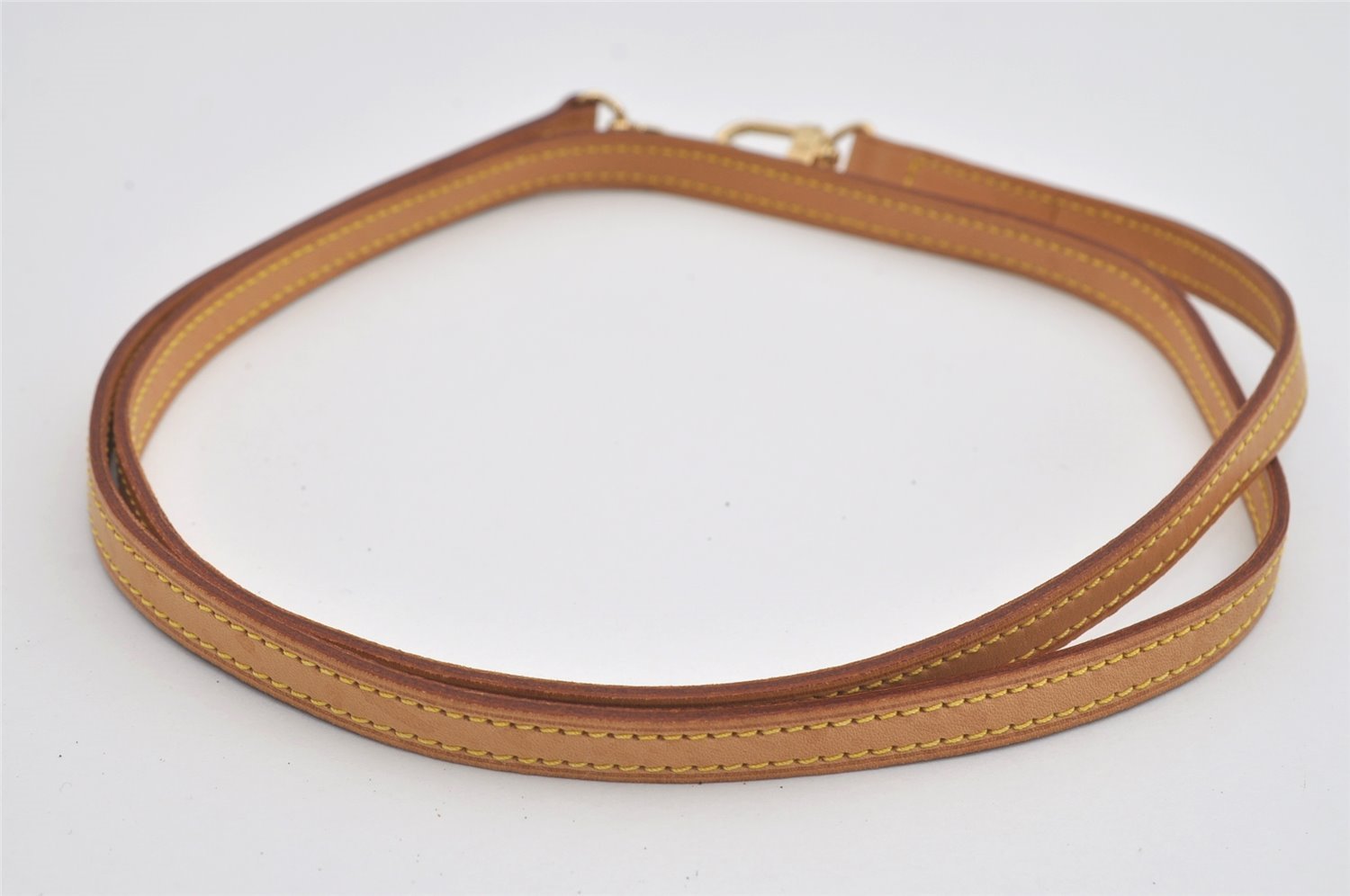 Authentic Louis Vuitton Leather Shoulder Strap Beige 47.6