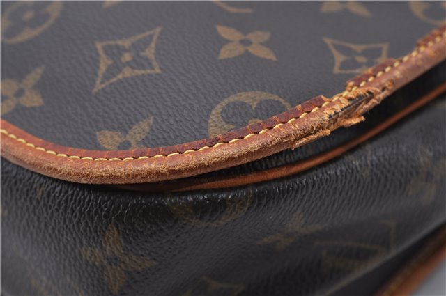 Auth LOUIS VUITTON Monogram Messenger Bosphore GM Shoulder Bag M40105 LV 5463C