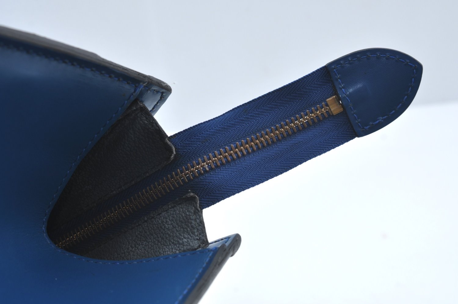 Authentic Louis Vuitton Epi Riviera Hand Bag Blue M48185 LV 5467I