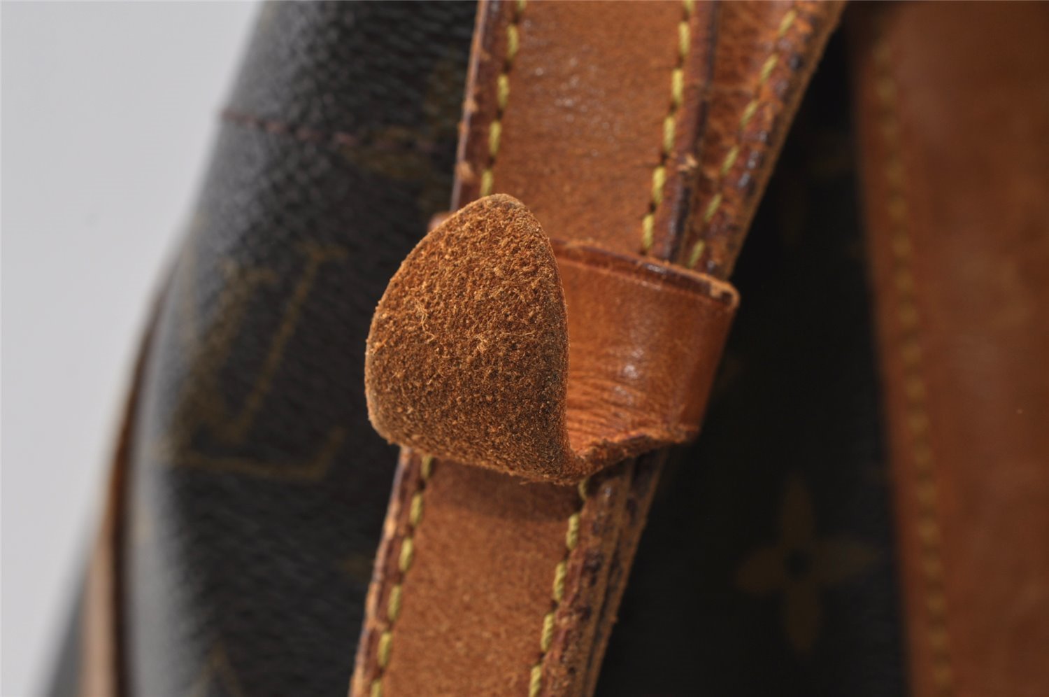 Authentic Louis Vuitton Monogram Randonnee PM Shoulder Bag M42243 LV 5473I