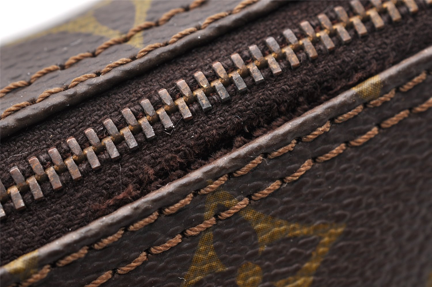 Authentic Louis Vuitton Monogram Papillon Pouch Old Model LV 5489I