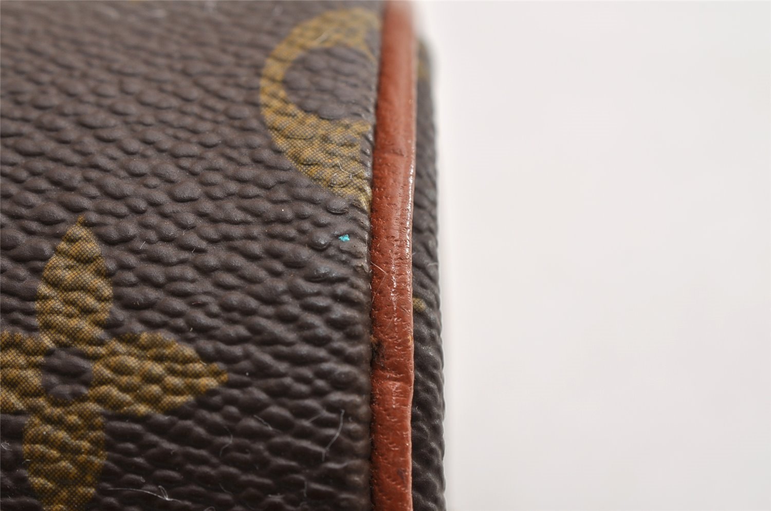 Authentic Louis Vuitton Monogram Papillon Pouch Old Model LV 5489I