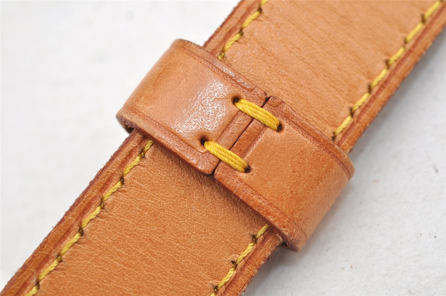 Authentic Louis Vuitton Leather Shoulder Strap Beige 39.8-46.9