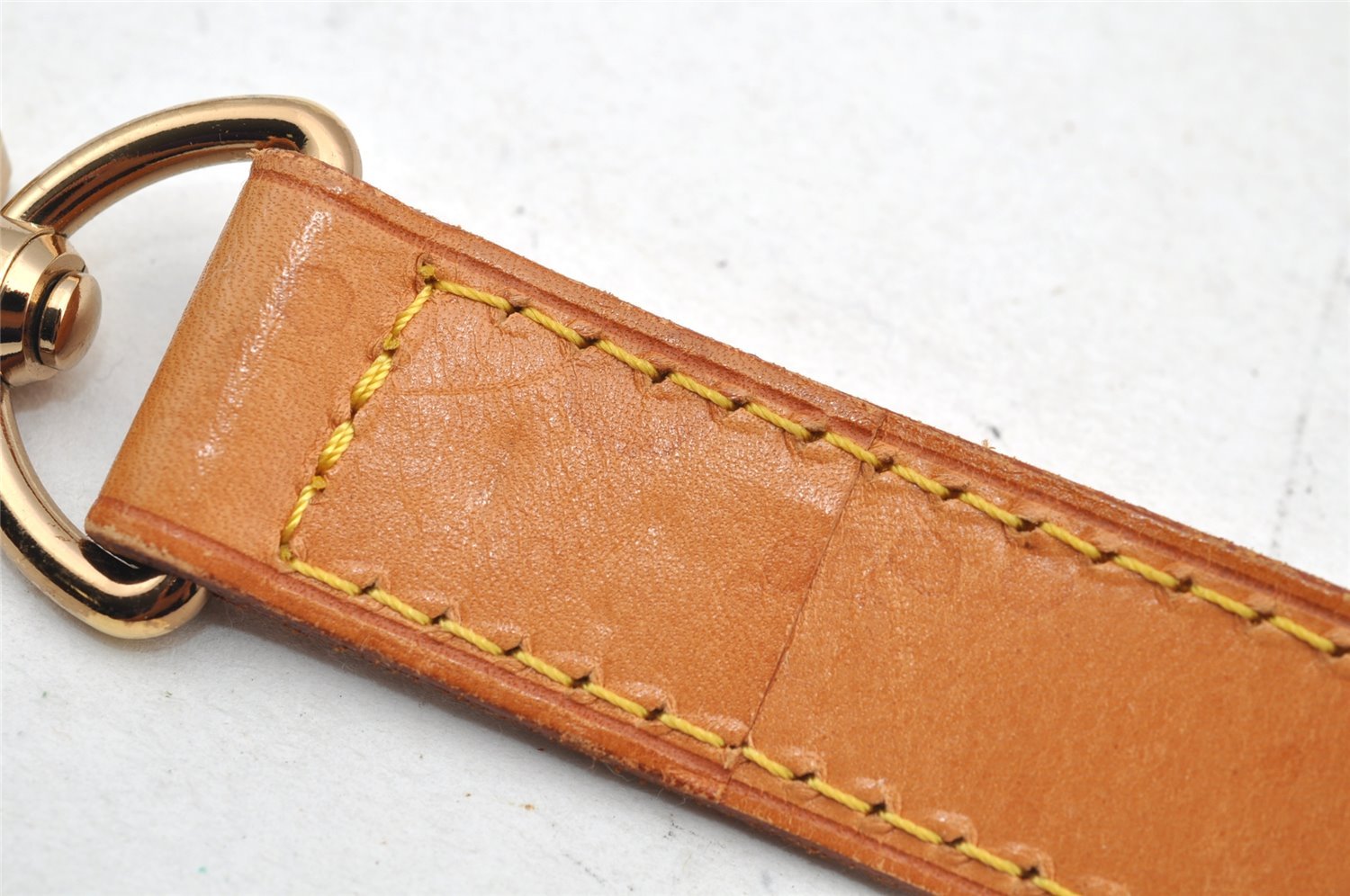 Authentic Louis Vuitton Leather Shoulder Strap Beige 39.8-46.9