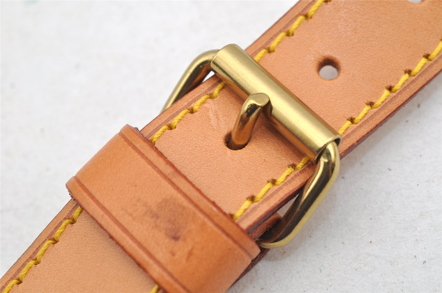 Authentic Louis Vuitton Leather Shoulder Strap Beige 39-46.1