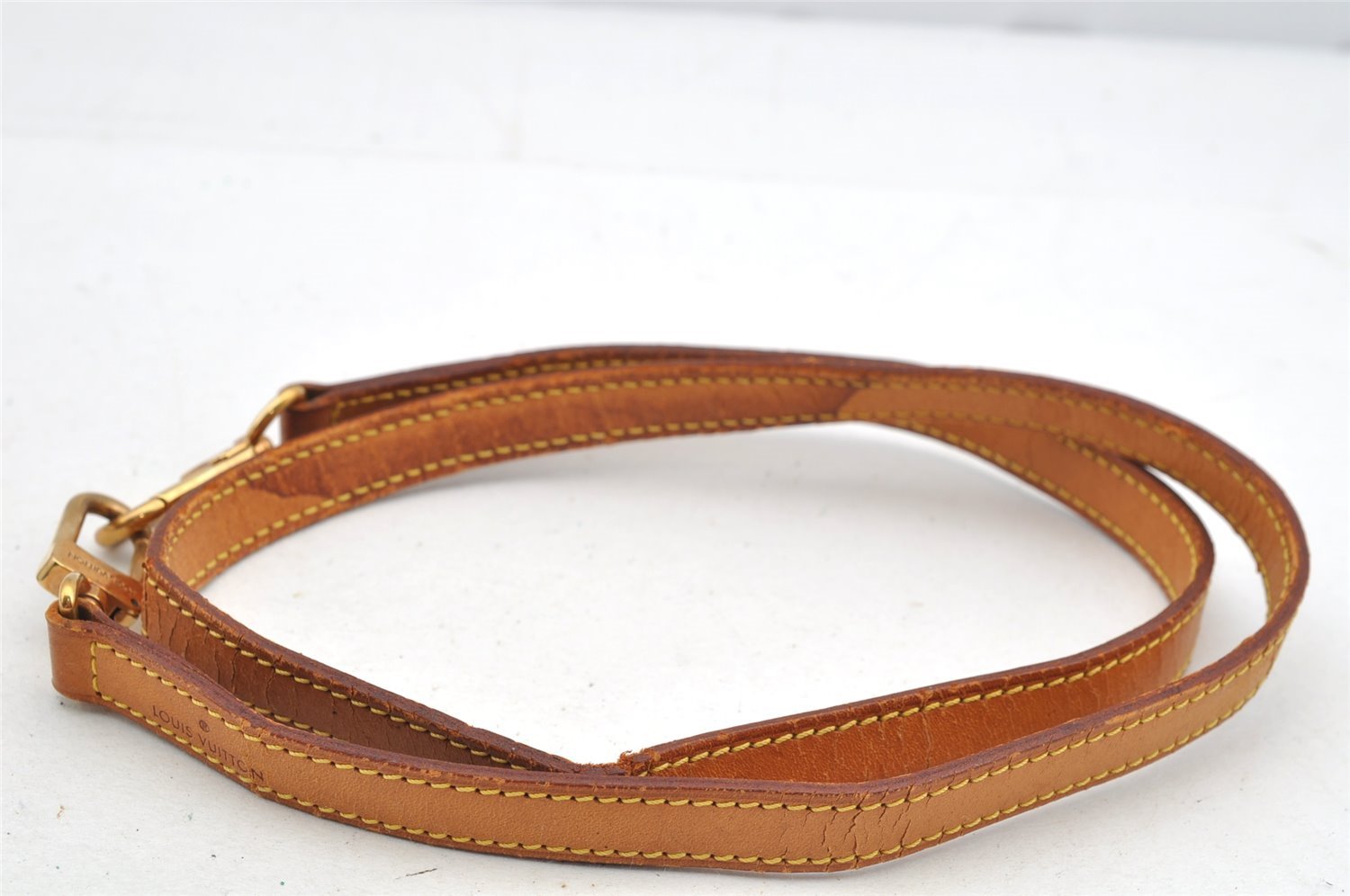 Authentic Louis Vuitton Leather Shoulder Strap Beige 39.4