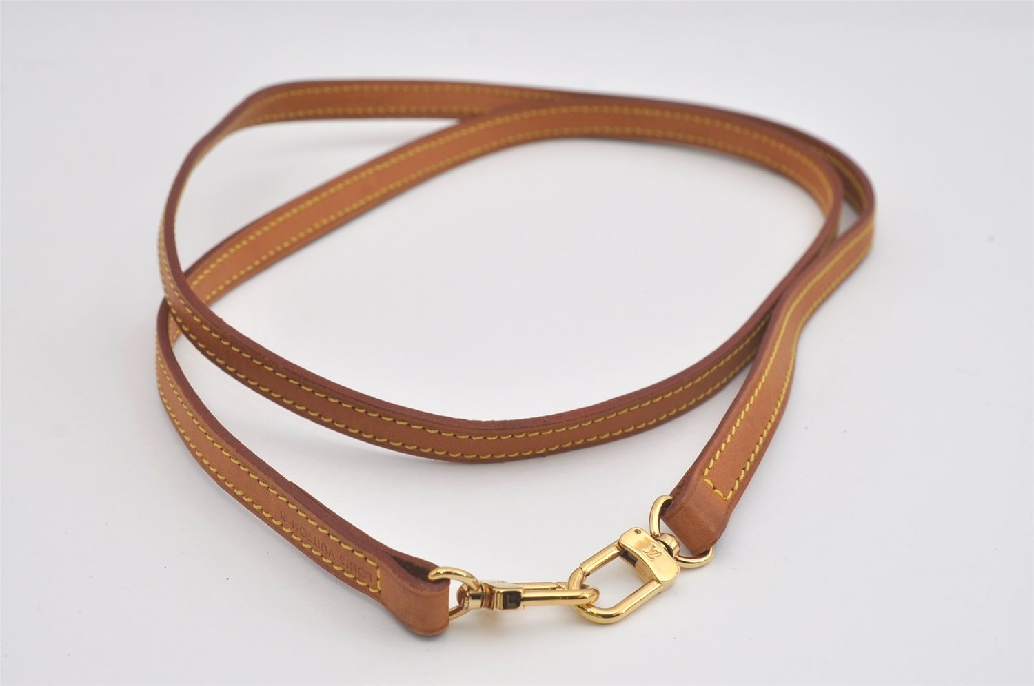 Authentic Louis Vuitton Leather Shoulder Strap Beige 47.2