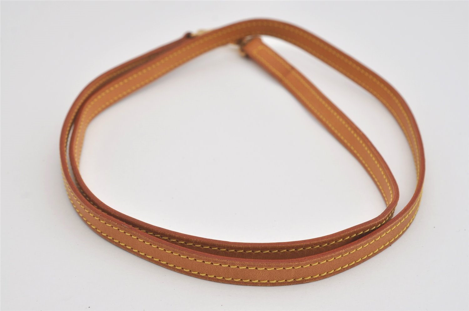 Authentic Louis Vuitton Leather Shoulder Strap Beige 46.9