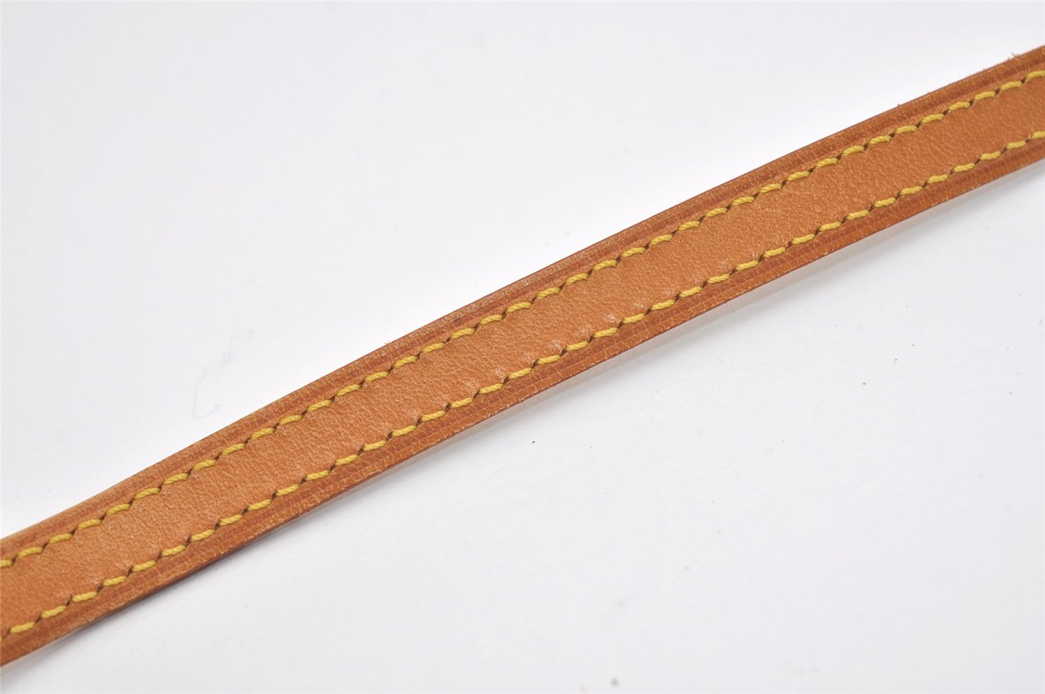 Authentic Louis Vuitton Leather Shoulder Strap Beige 46.9