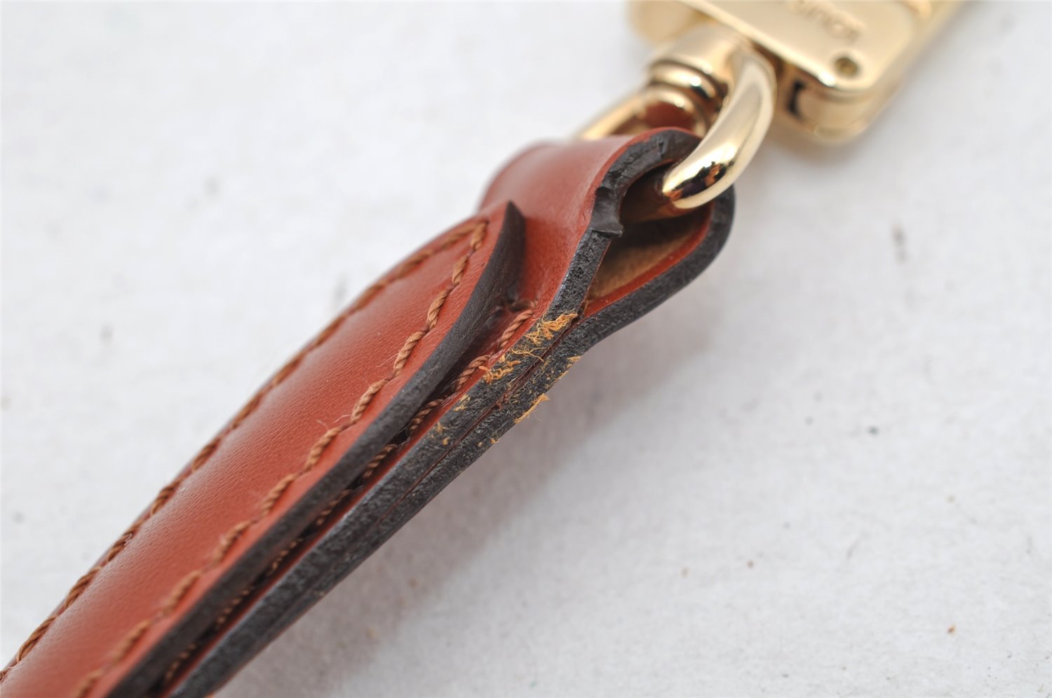 Authentic Louis Vuitton Leather Shoulder Strap Brown 40.2-47