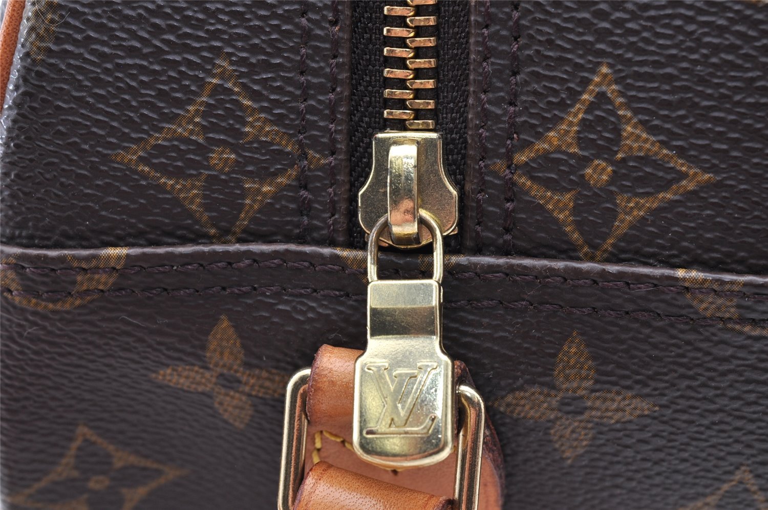 Authentic Louis Vuitton Monogram Blois Shoulder Cross Body Bag M51221 LV 5510I
