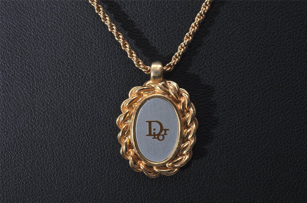 Authentic Christian Dior Gold Tone Chain Pendant Necklace CD 5520I