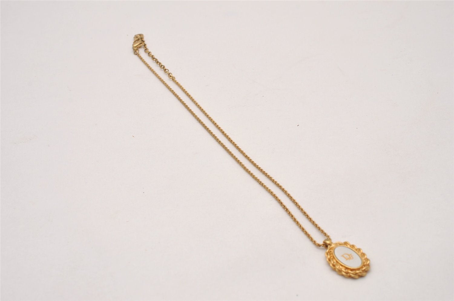 Authentic Christian Dior Gold Tone Chain Pendant Necklace CD 5520I