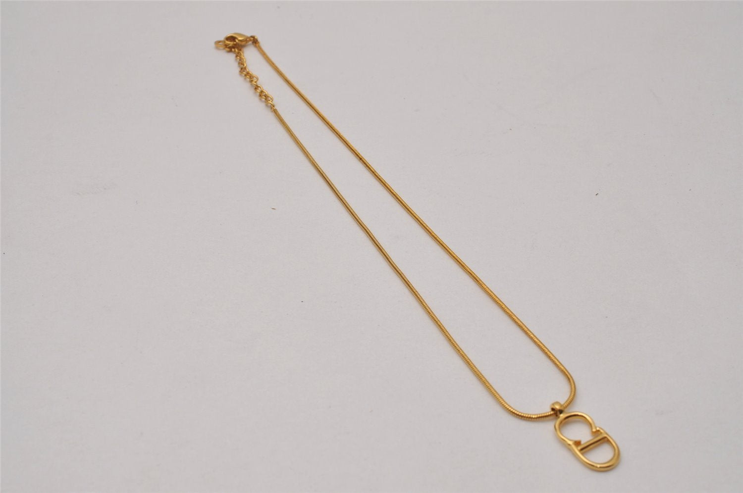 Authentic Christian Dior Gold Tone Chain Pendant Necklace CD 5522I