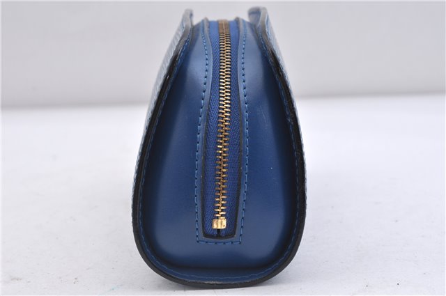 Authentic LOUIS VUITTON Epi Dauphine Cosmetic Pouch Blue M48445 LV 5526C