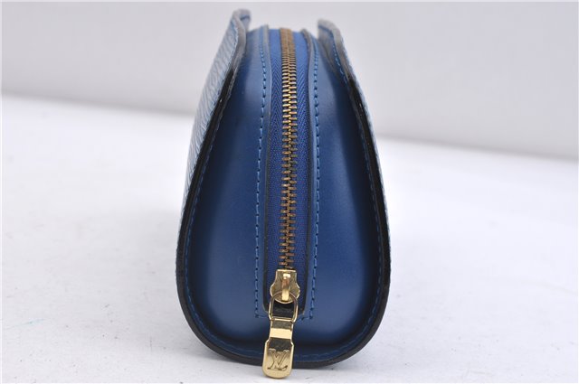 Authentic LOUIS VUITTON Epi Dauphine Cosmetic Pouch Blue M48445 LV 5526C