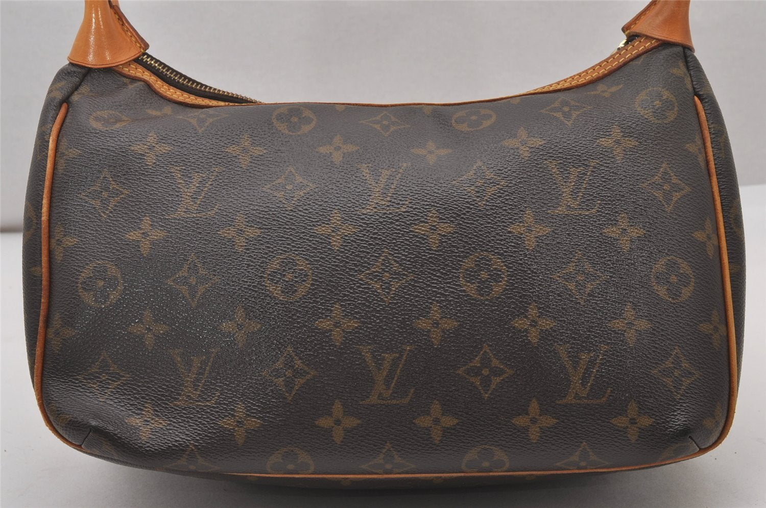 Authentic Louis Vuitton Monogram Tikal GM Shoulder Bag M40077 LV 5538I