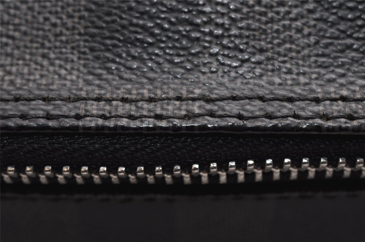 Authentic Louis Vuitton Damier Graphite Toiletry Hand Bag Pouch N47625 LV 5539I