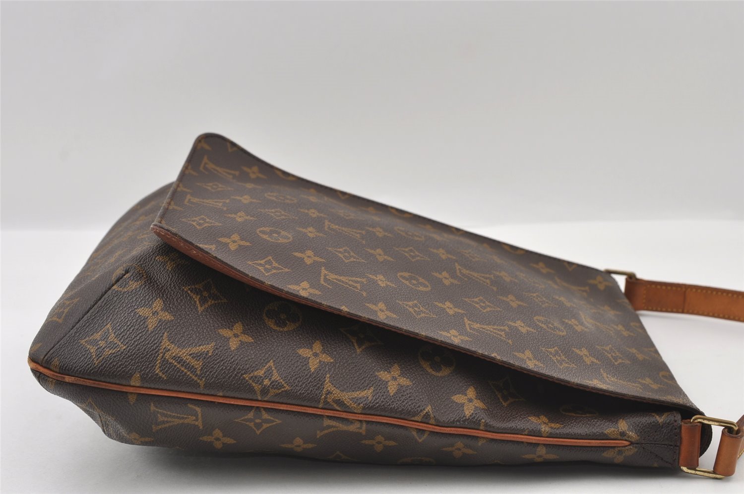 Authentic Louis Vuitton Monogram Musette Shoulder Cross Body Bag M51256 LV 5550I