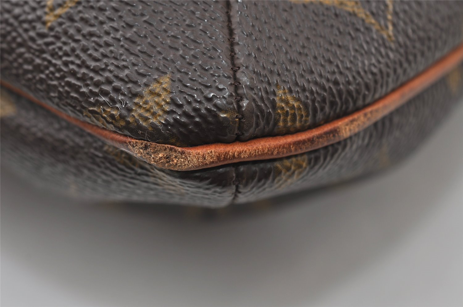 Authentic Louis Vuitton Monogram Musette Shoulder Cross Body Bag M51256 LV 5550I