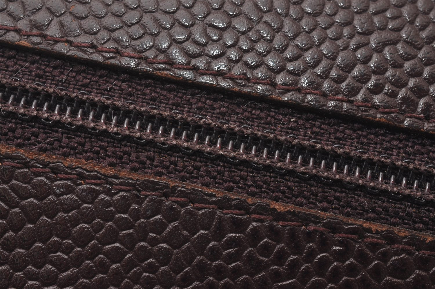 Authentic CHANEL Caviar Skin Vintage CC Logo Trifold Wallet Purse Wine Red 5566I