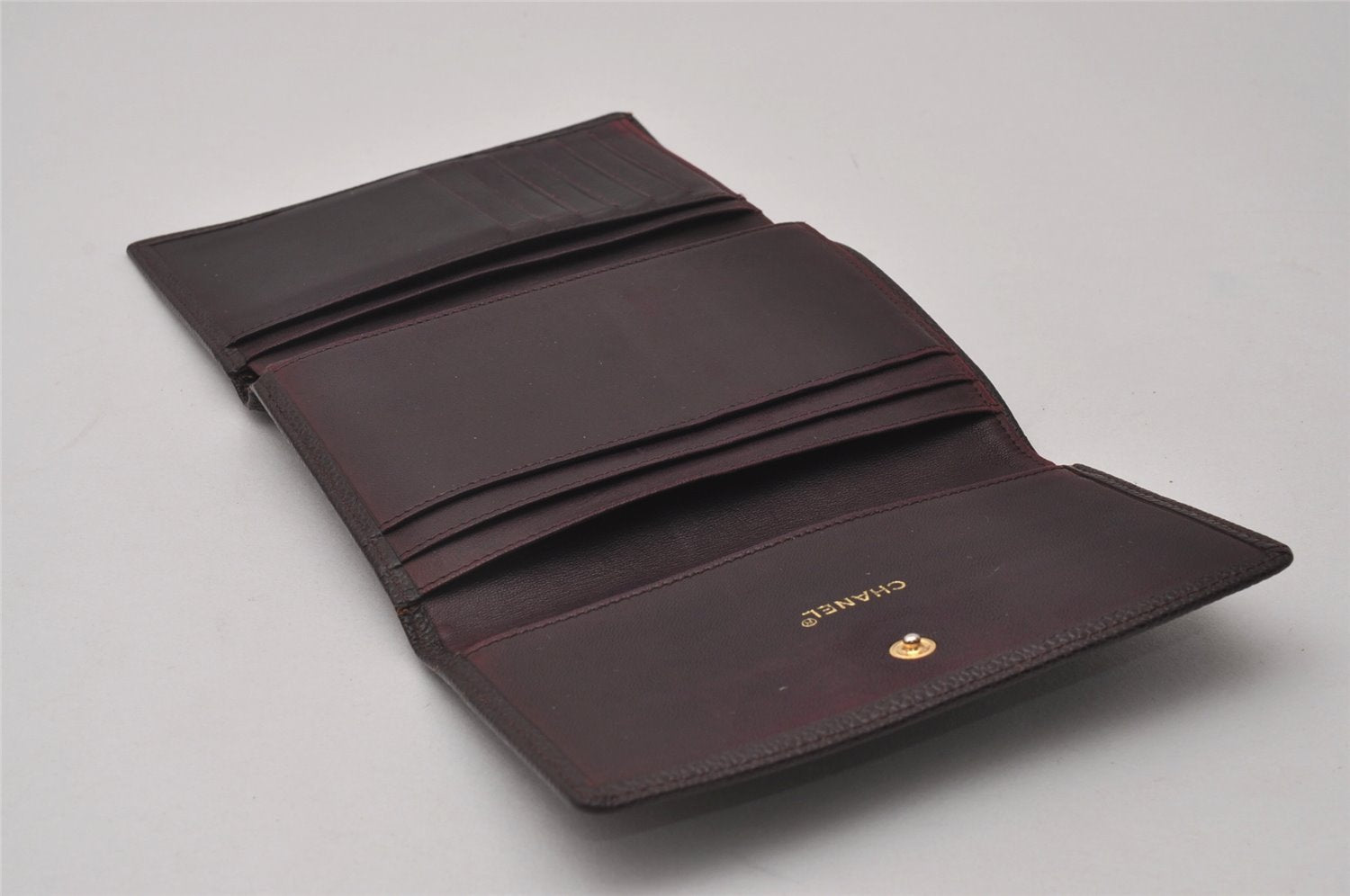 Authentic CHANEL Caviar Skin Vintage CC Logo Trifold Wallet Purse Wine Red 5566I